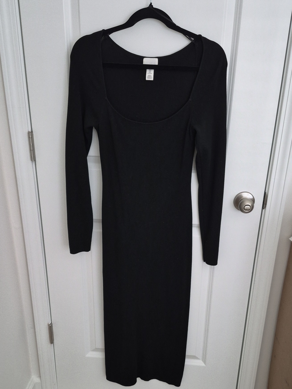 Women H&M Long Sleeve Scoop Neck Midi Sweater Dress in Black
